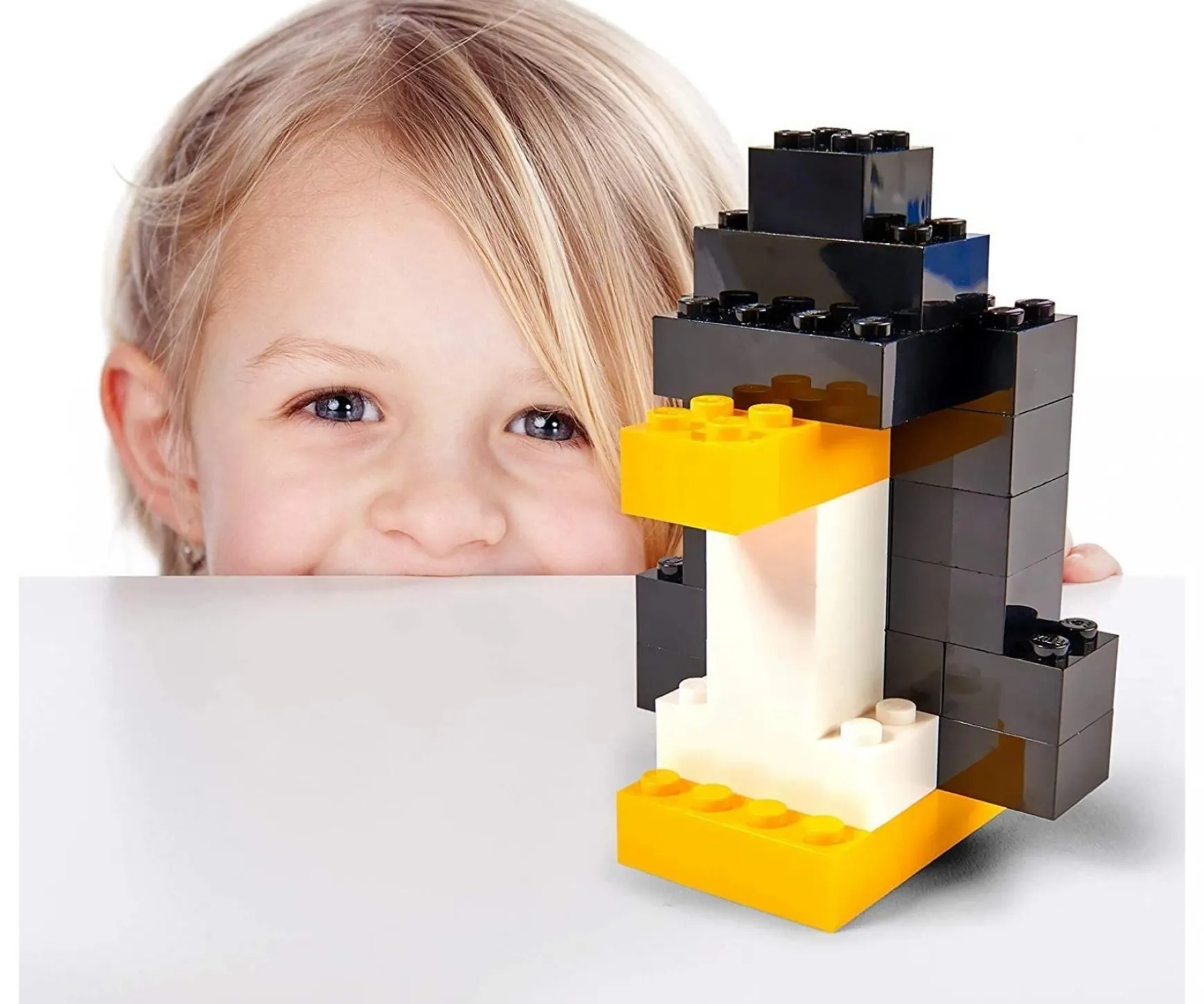 Blox 1000 black 4 pin Bricks loose