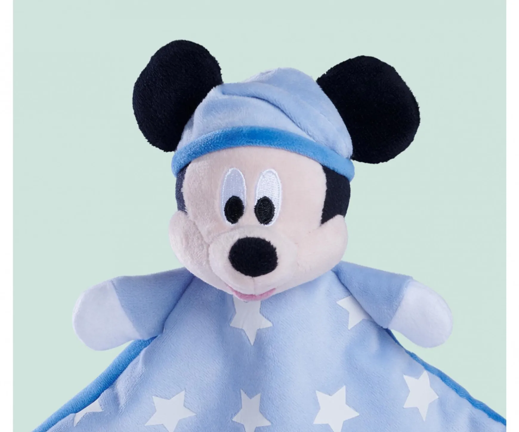 Disney - GID Mickey Holding Comforter